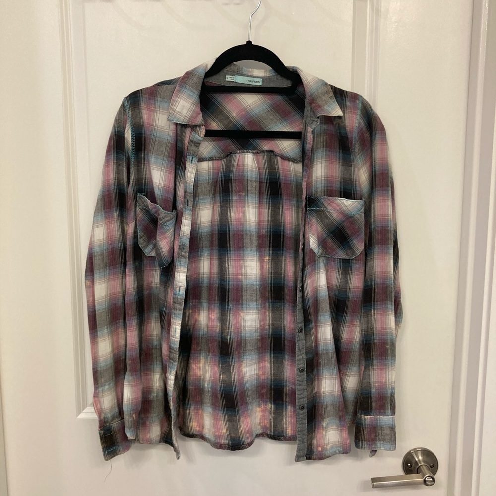 Cute plaid button up